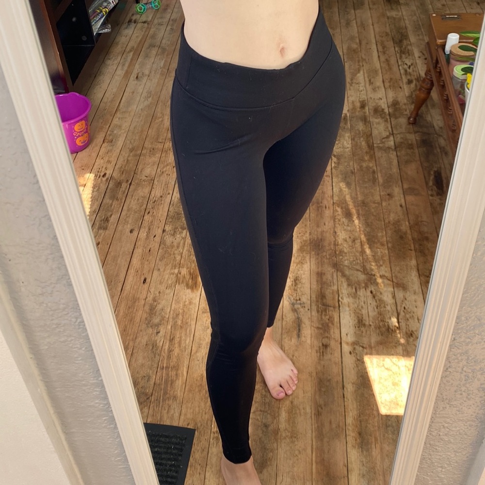 Victoria’s Secret pink ultimate black leggings
